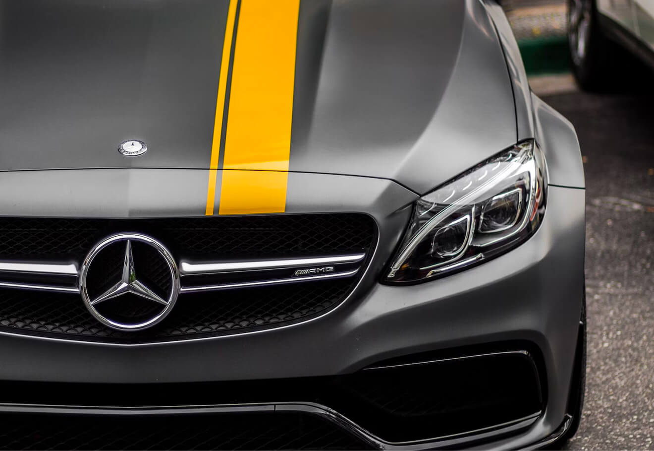 Sports Car Interior And Equipment And How To Enjoy It (Demo)